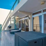 Iconic Penthouse 706 On * Funchal (Madeira)