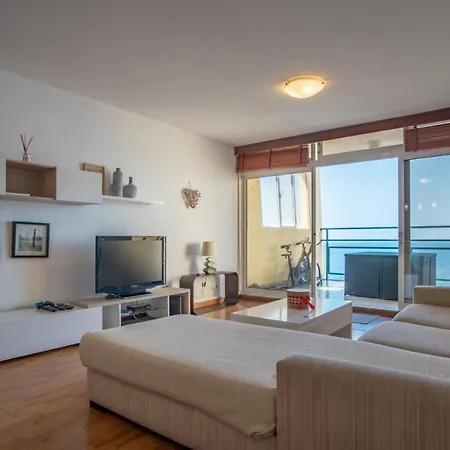 Iconic Penthouse 706 On *