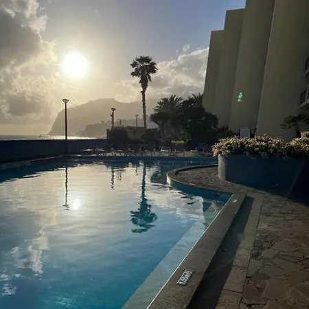 Iconic Penthouse 706 On *